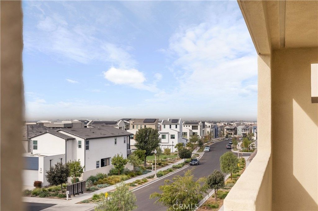 187 yugen, Irvine, CA 92618 — photo 2
