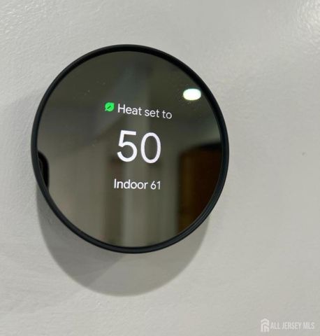 119 Columbus Place, Roselle Park, NJ 07204