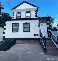 119 Columbus Place, Roselle Park, NJ 07204