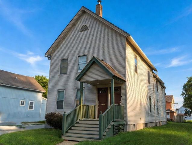 138 Maple Street, Rutland City, VT 05701