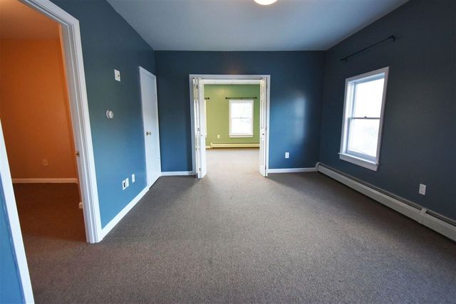 138 Maple Street, Rutland City, VT 05701