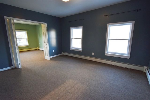 138 Maple Street, Rutland City, VT 05701