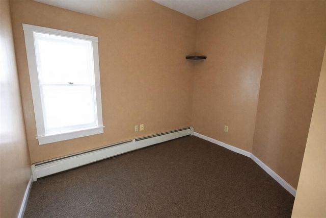 138 Maple Street, Rutland City, VT 05701