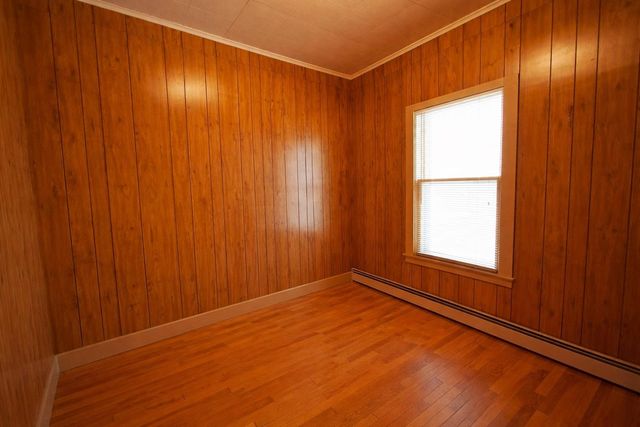 138 Maple Street, Rutland City, VT 05701
