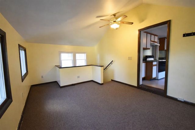 138 Maple Street, Rutland City, VT 05701