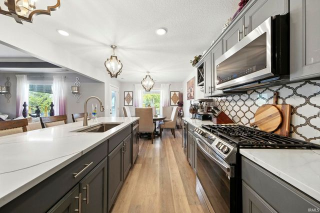 3310 Brantley Drive, New Haven, IN 46774