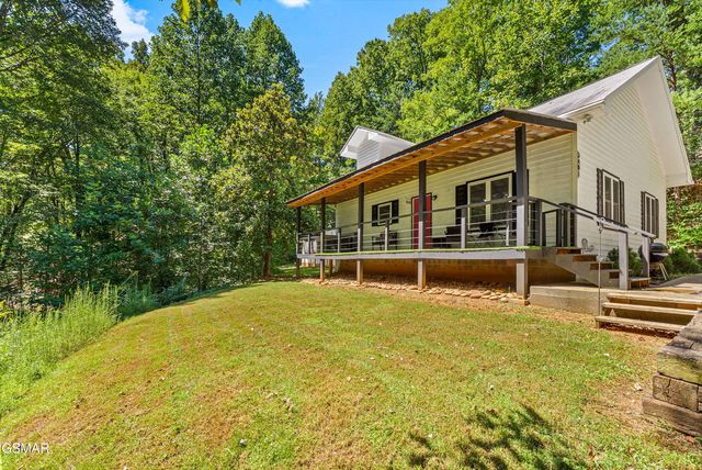 3401 Mountain Overlook Way, Sevierville, TN 37876