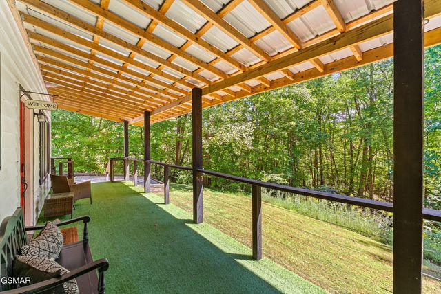 3401 Mountain Overlook Way, Sevierville, TN 37876