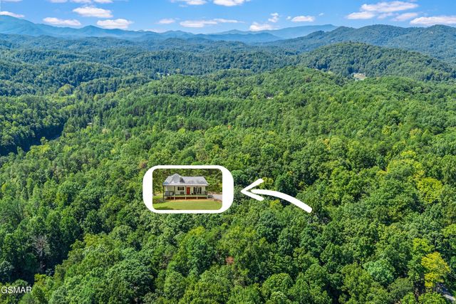 3401 Mountain Overlook Way, Sevierville, TN 37876