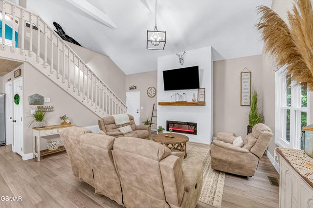 3401 Mountain Overlook Way, Sevierville, TN 37876
