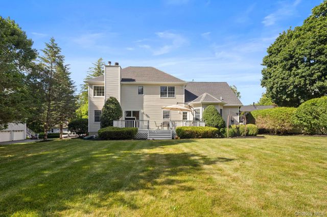 2211 Crompond Road, Yorktown Heights, NY 10598