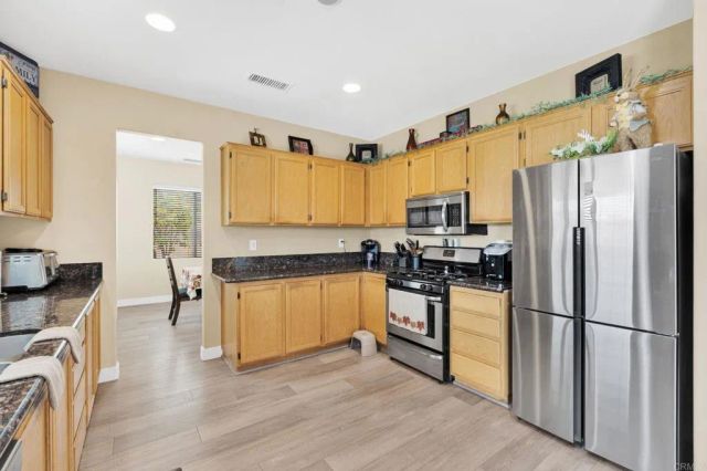 17866 Robusta Drive, Riverside, CA 92503