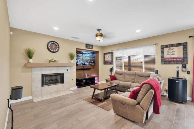 17866 Robusta Drive, Riverside, CA 92503