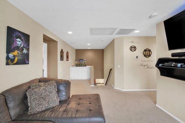 17866 Robusta Drive, Riverside, CA 92503