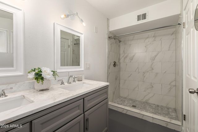 836 S SARANAC Avenue, Mesa, AZ 85208