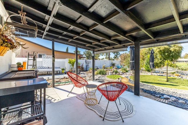 836 S SARANAC Avenue, Mesa, AZ 85208