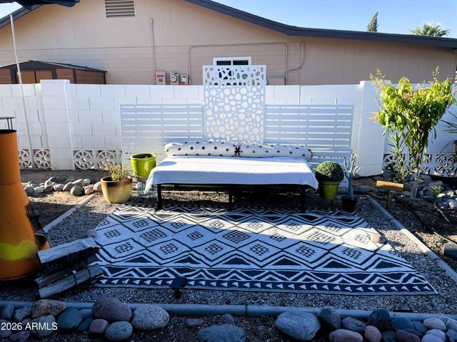 836 S SARANAC Avenue, Mesa, AZ 85208