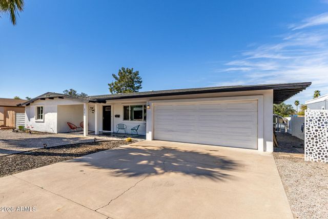 836 S SARANAC Avenue, Mesa, AZ 85208