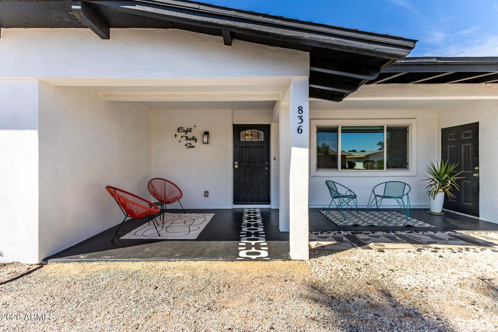 836 S SARANAC Avenue, Mesa, AZ 85208