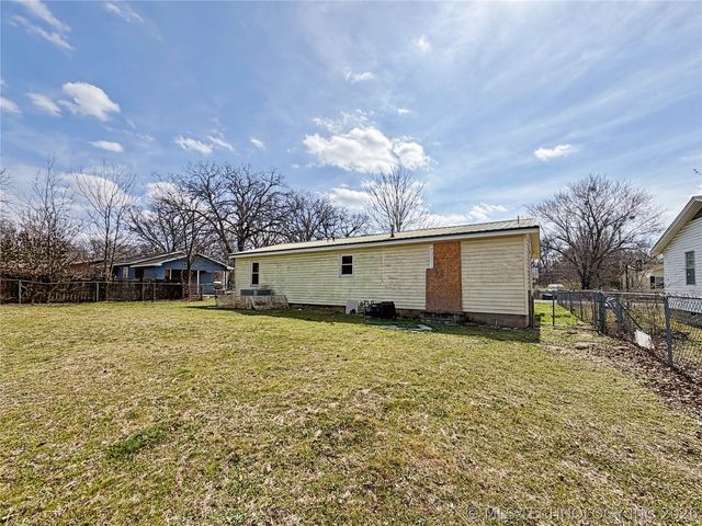 210 Northside Court, Tahlequah, OK 74464