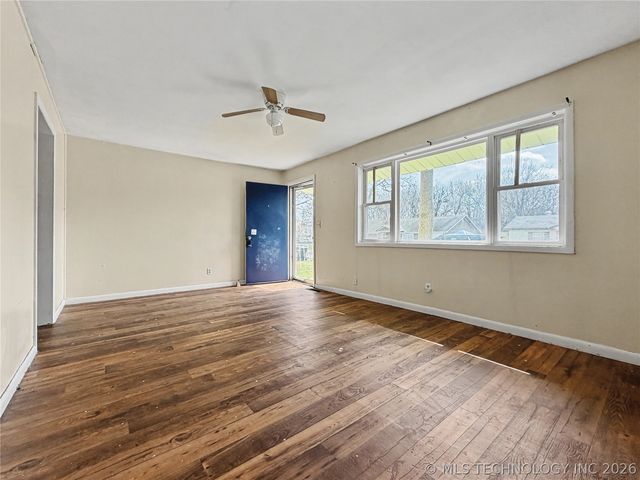 210 Northside Court, Tahlequah, OK 74464