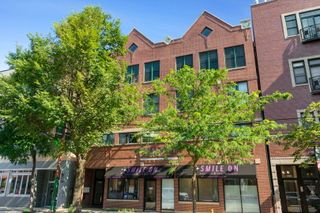 1350 W Belmont Avenue A, Chicago, IL 60657