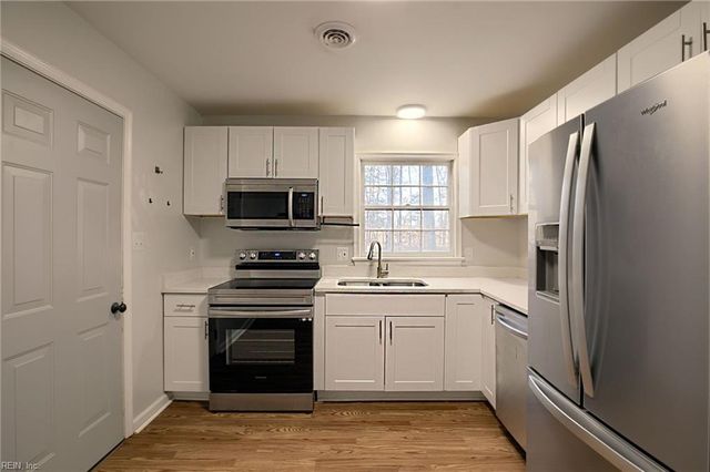 363 Paulette DR, Newport News, VA 23608