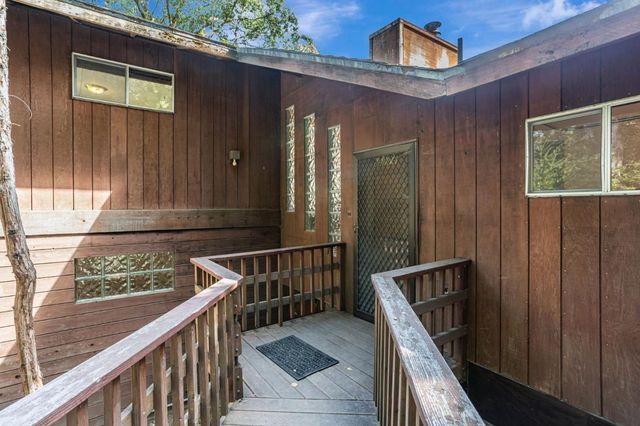 22178 Miller Ridge Road, Los Gatos, CA 95033