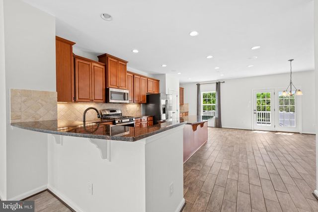 115 HORNBEAM DR, Lake Frederick, VA 22630