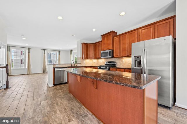 115 HORNBEAM DR, Lake Frederick, VA 22630