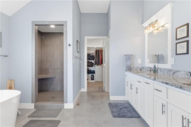 21119 W 188th Terrace, Spring Hill, KS 66083