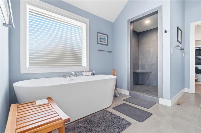 21119 W 188th Terrace, Spring Hill, KS 66083