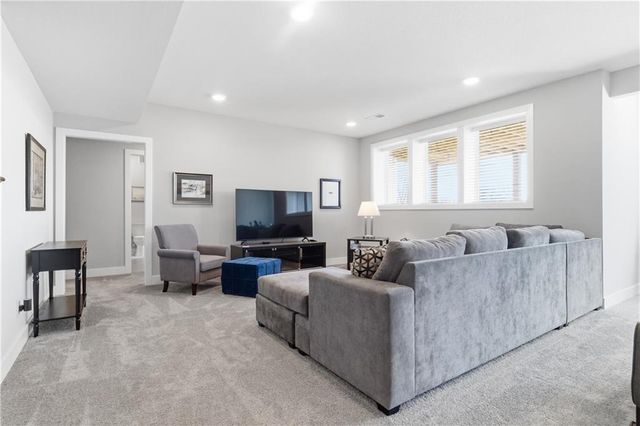 21119 W 188th Terrace, Spring Hill, KS 66083