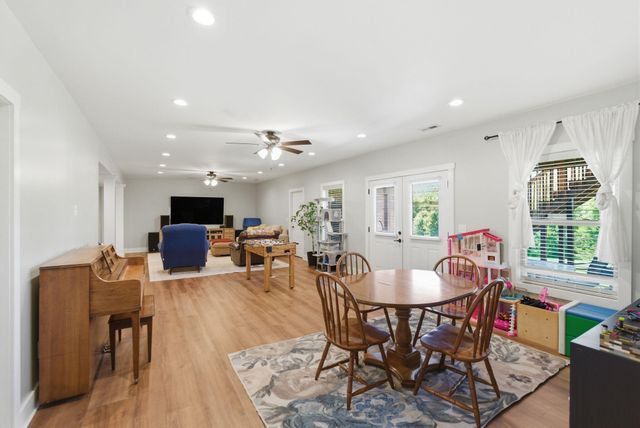 113 Rocky Creek Road, Georgetown, KY 40324