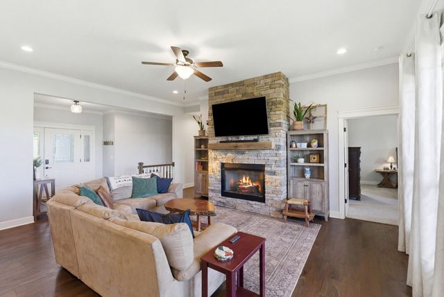 113 Rocky Creek Road, Georgetown, KY 40324
