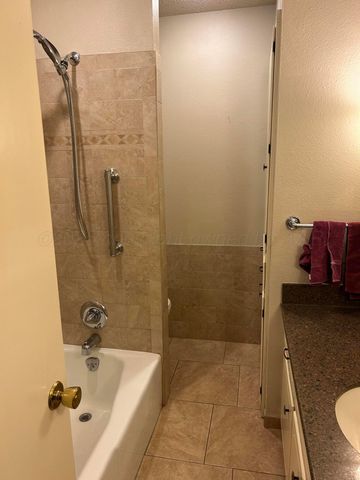 613 S Fulton Street, Stratford, TX 79084