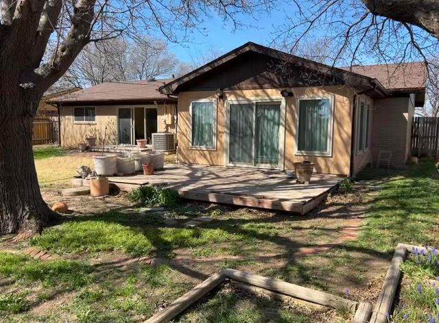 613 S Fulton Street, Stratford, TX 79084