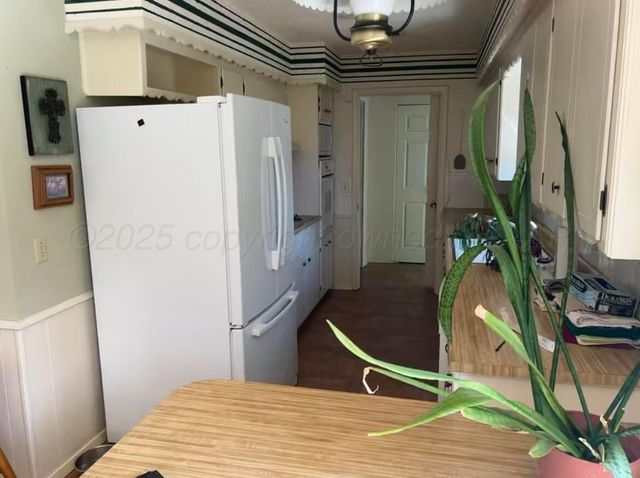 613 S Fulton Street, Stratford, TX 79084