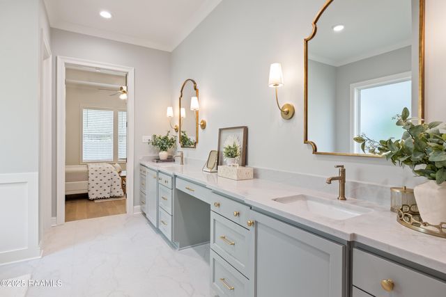 102 Sanctuary Lane, Lafayette, LA 70503