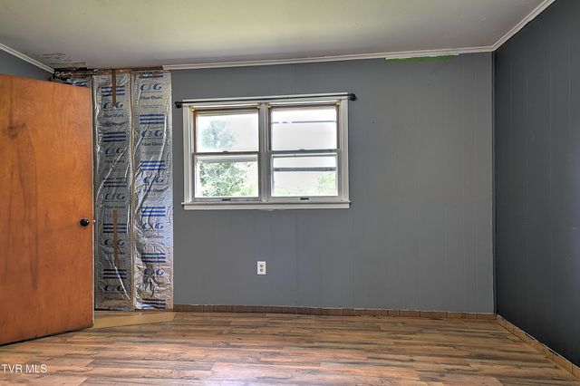 726 Hammond Avenue, Mount Carmel, TN 37645