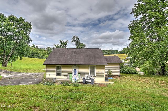 726 Hammond Avenue, Mount Carmel, TN 37645