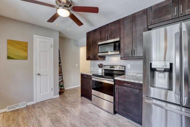 N8W27182 Jills DRIVE, Waukesha, WI 53188