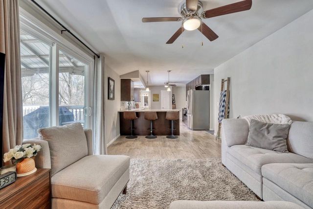 N8W27182 Jills DRIVE, Waukesha, WI 53188