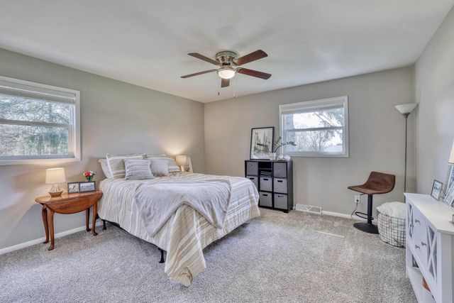 N8W27182 Jills DRIVE, Waukesha, WI 53188