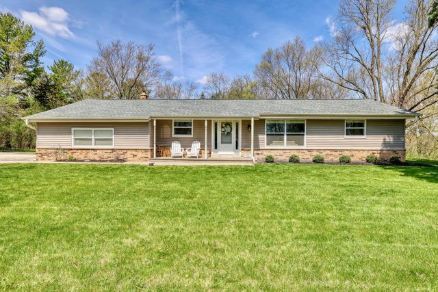N8W27182 Jills DRIVE, Waukesha, WI 53188