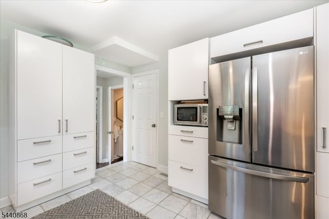20 College Ave, Montclair Twp., NJ 07043