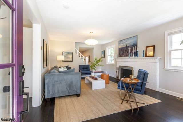 20 College Ave, Montclair Twp., NJ 07043