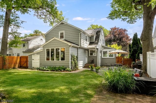 20 College Ave, Montclair Twp., NJ 07043