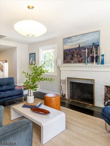 20 College Ave, Montclair Twp., NJ 07043
