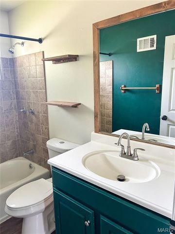 155 Martigney Drive, St Louis, MO 63129